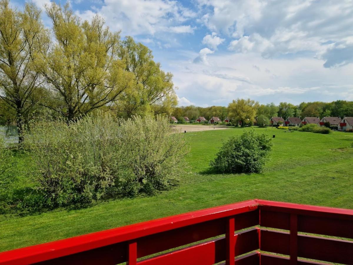 Lakeview 'Rotorua' 4-6 Pers By Kawatea Cottages Ewijk エクステリア 写真