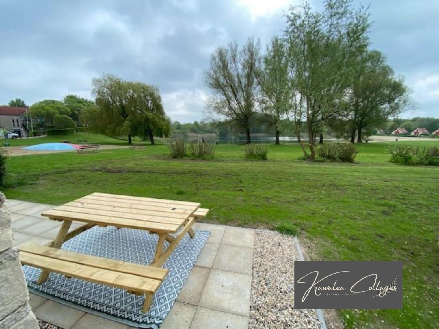 Lakeview 'Rotorua' 4-6 Pers By Kawatea Cottages Ewijk エクステリア 写真